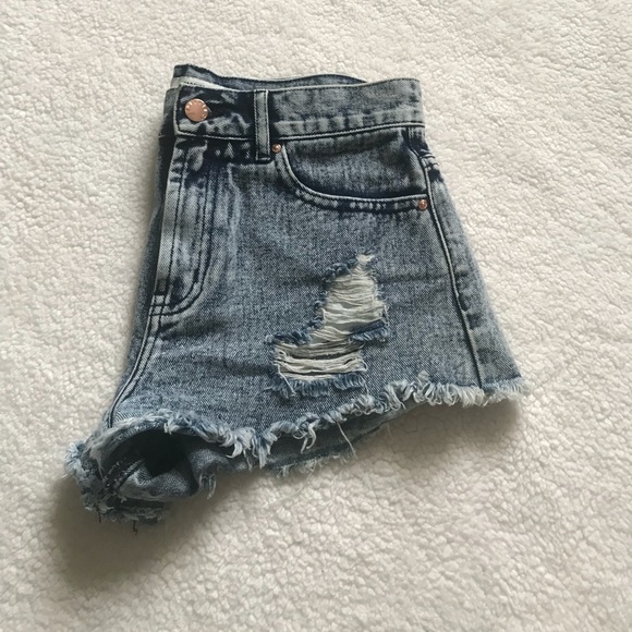 Forever 21 High waisted shorts - Picture 2 of 8